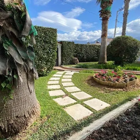 White Castle Πάτρα