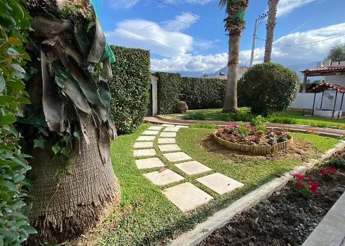 White Castle Πάτρα